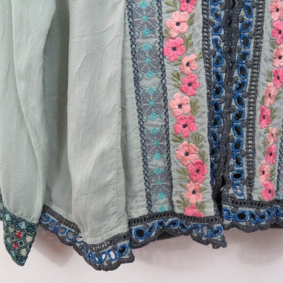 Johnny Was size Medium Embroidered Blouse Top Green Button Down Long Sleeve - Picture 7 of 9